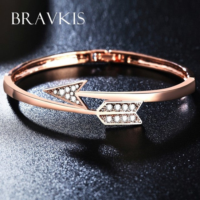 BRAVKIS austrian crystal bangles bracelet for women rhodium plated rhinestone arrow hand cuff bangle pulseiras bijoux UB0058B